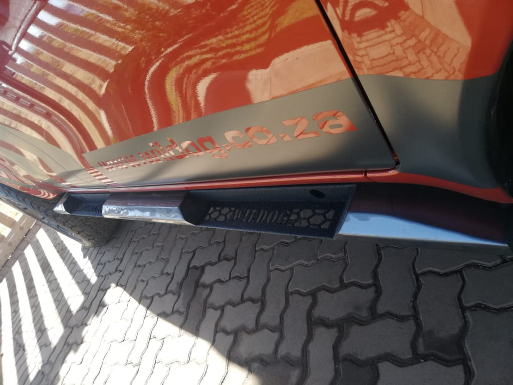 Wildog Toyota Hilux GD6 (2016-2025) Warrior Style Rock Sliders