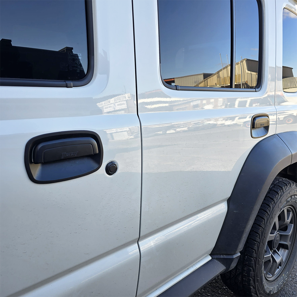 Suzuki Jimny 2023+ 5D Door Handle Covers M/B
