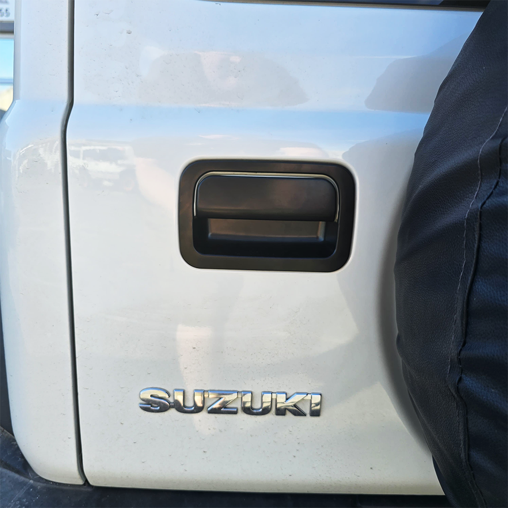 Suzuki Jimny 2023+ 5D Door Handle Covers M/B