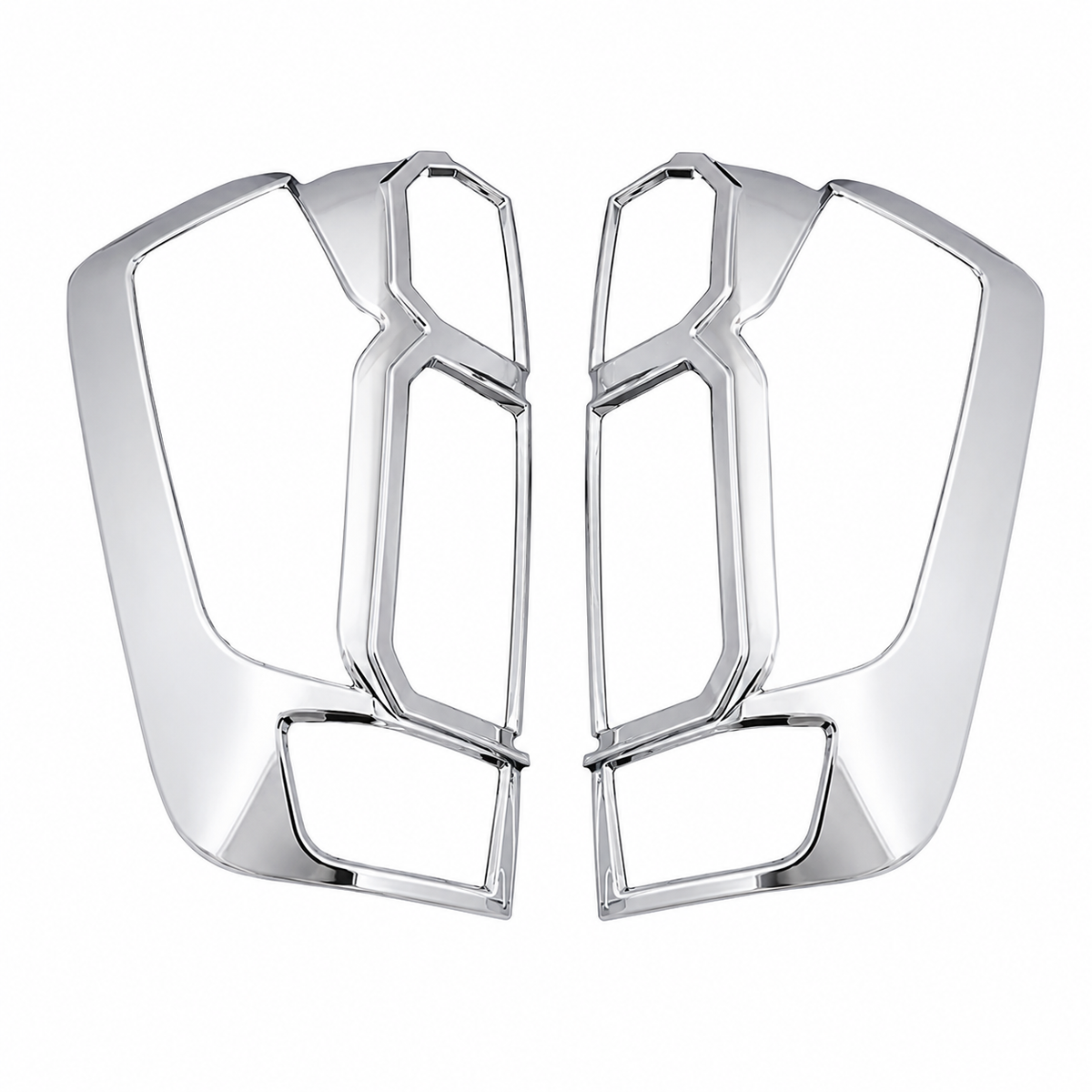 Nissan Navara: Taillight Cover Chrome