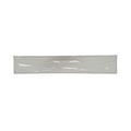 Toyota Revo: Tailgate Trim Unpainted