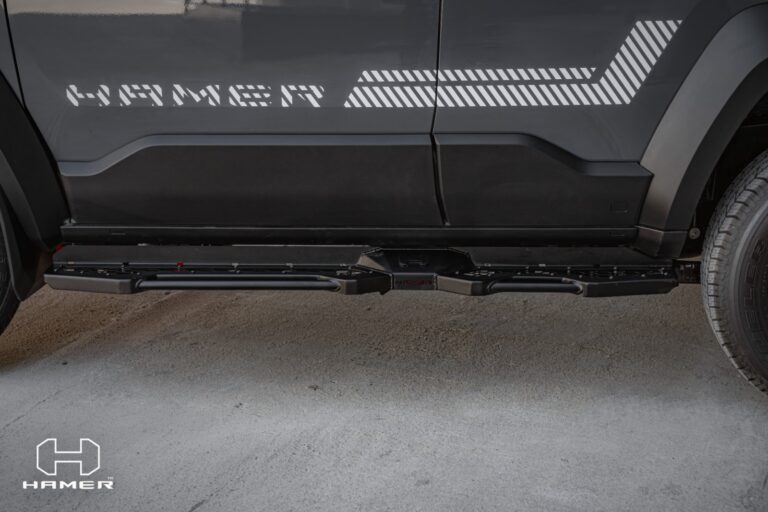 Hamer Toyota FJ Cruiser 2026+ Shadow Series Side Steps - COMING SOON!